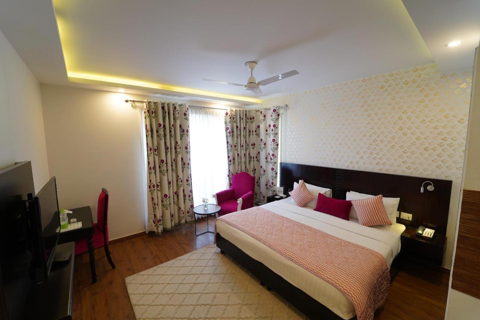 Rockland Hotel, C.R Park Nowe Delhi Zewnętrze zdjęcie