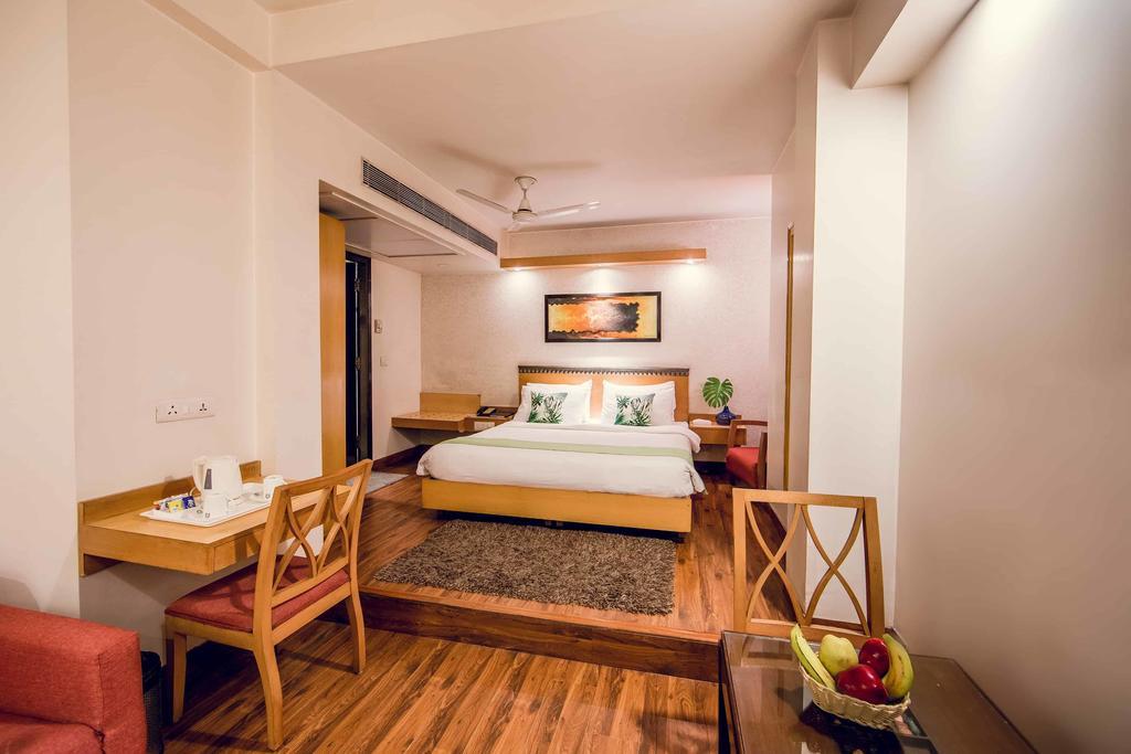 Rockland Hotel, C.R Park Nowe Delhi Zewnętrze zdjęcie