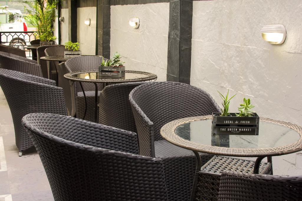 Rockland Hotel, C.R Park Nowe Delhi Zewnętrze zdjęcie