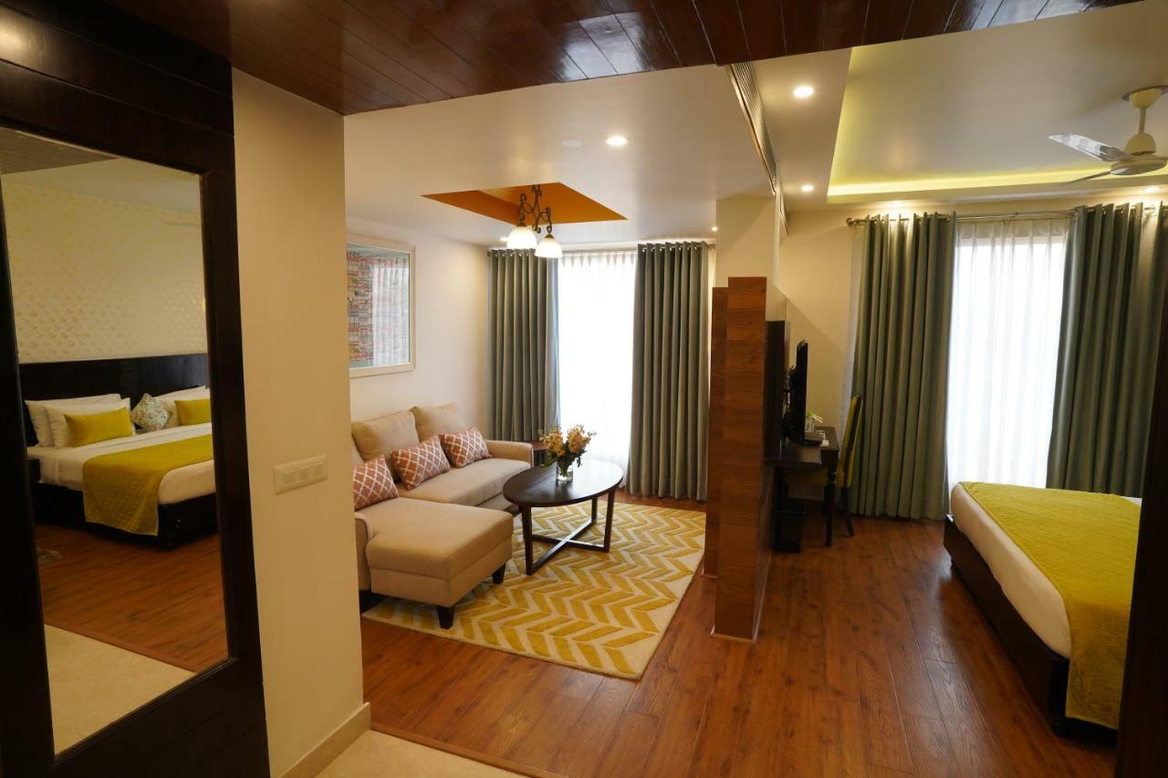 Rockland Hotel, C.R Park Nowe Delhi Zewnętrze zdjęcie