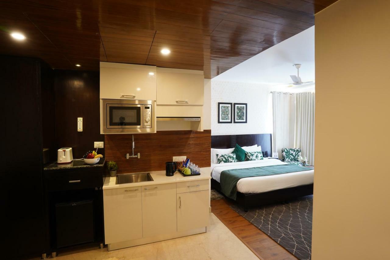 Rockland Hotel, C.R Park Nowe Delhi Zewnętrze zdjęcie